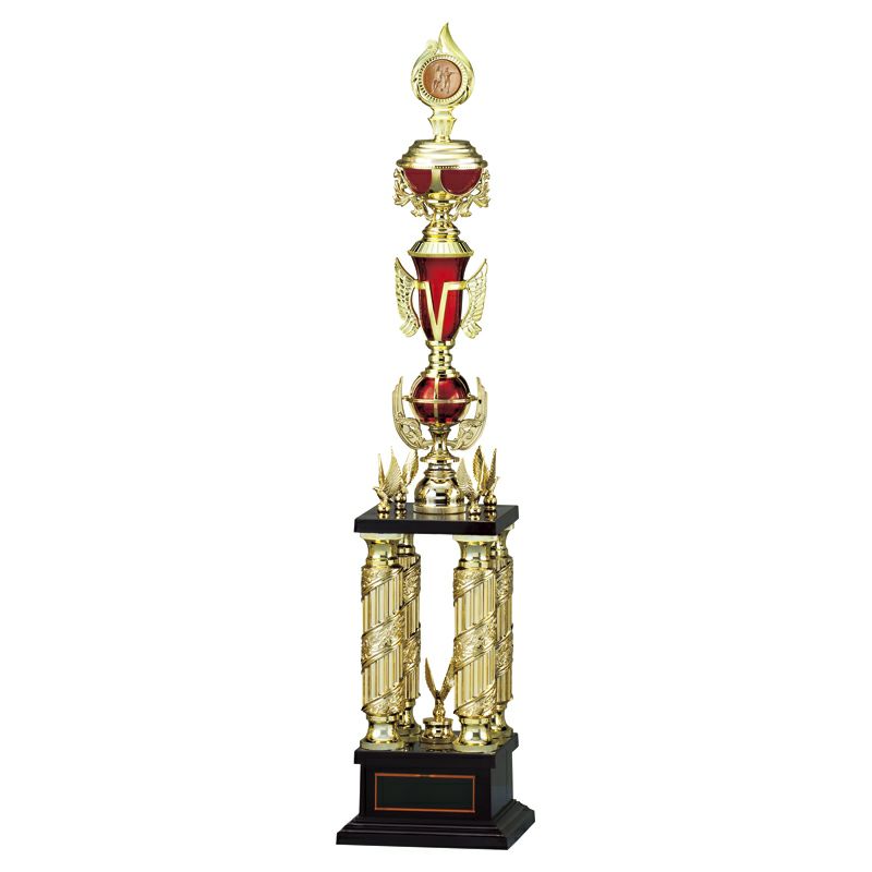 豪華な4本柱トロフィー