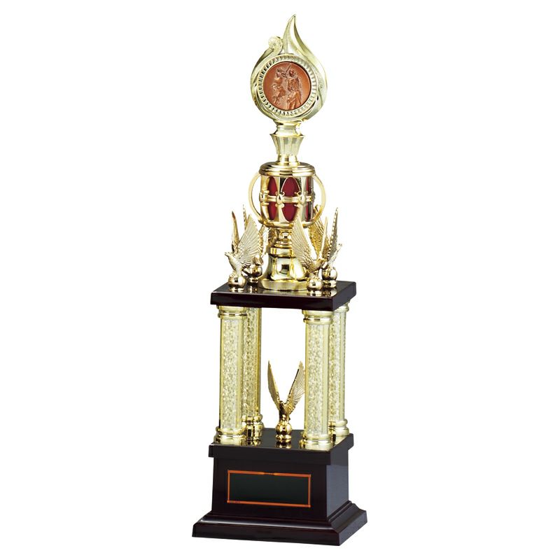 短納期でお届け可能な優勝トロフィー