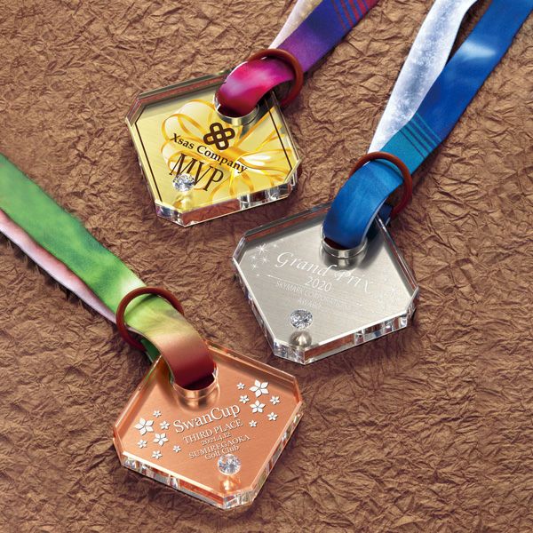 クリスタルメダル　ZNA-9043　≪ダイヤメダル≫